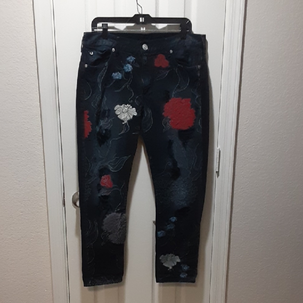 True Religion Dark Blue Floral Embroidered Slim Boyfriend Jeans
